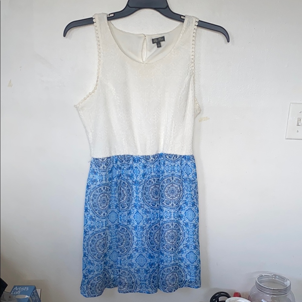 Lily Rose White and Blue Sleeveless A-Line Mini Dress